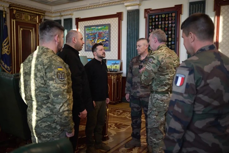 Chính phủ Ukraine đã thể hiện thái độ thận trọng trước quyết định